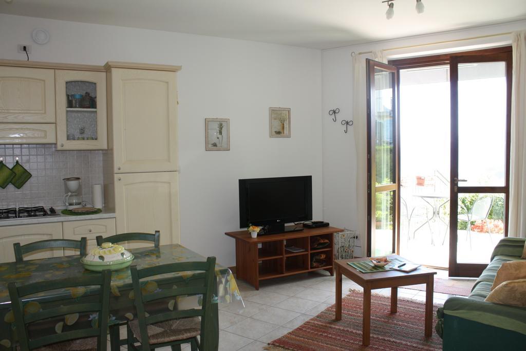 Appartamento Le Eriche Plesio Zimmer foto