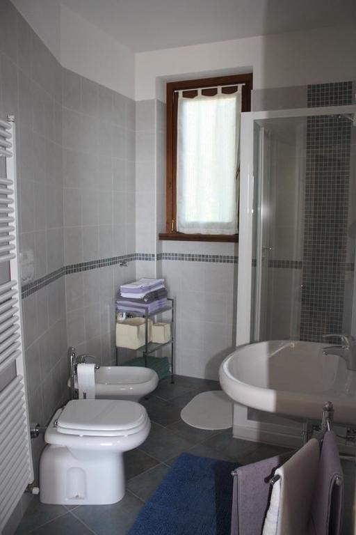 Appartamento Le Eriche Plesio Zimmer foto